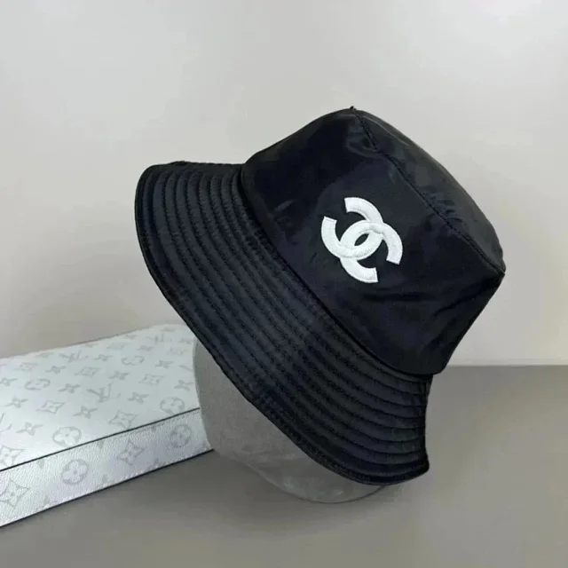 Chanel Hats Logo-embroidered baseball caps and bucket product detail image 6