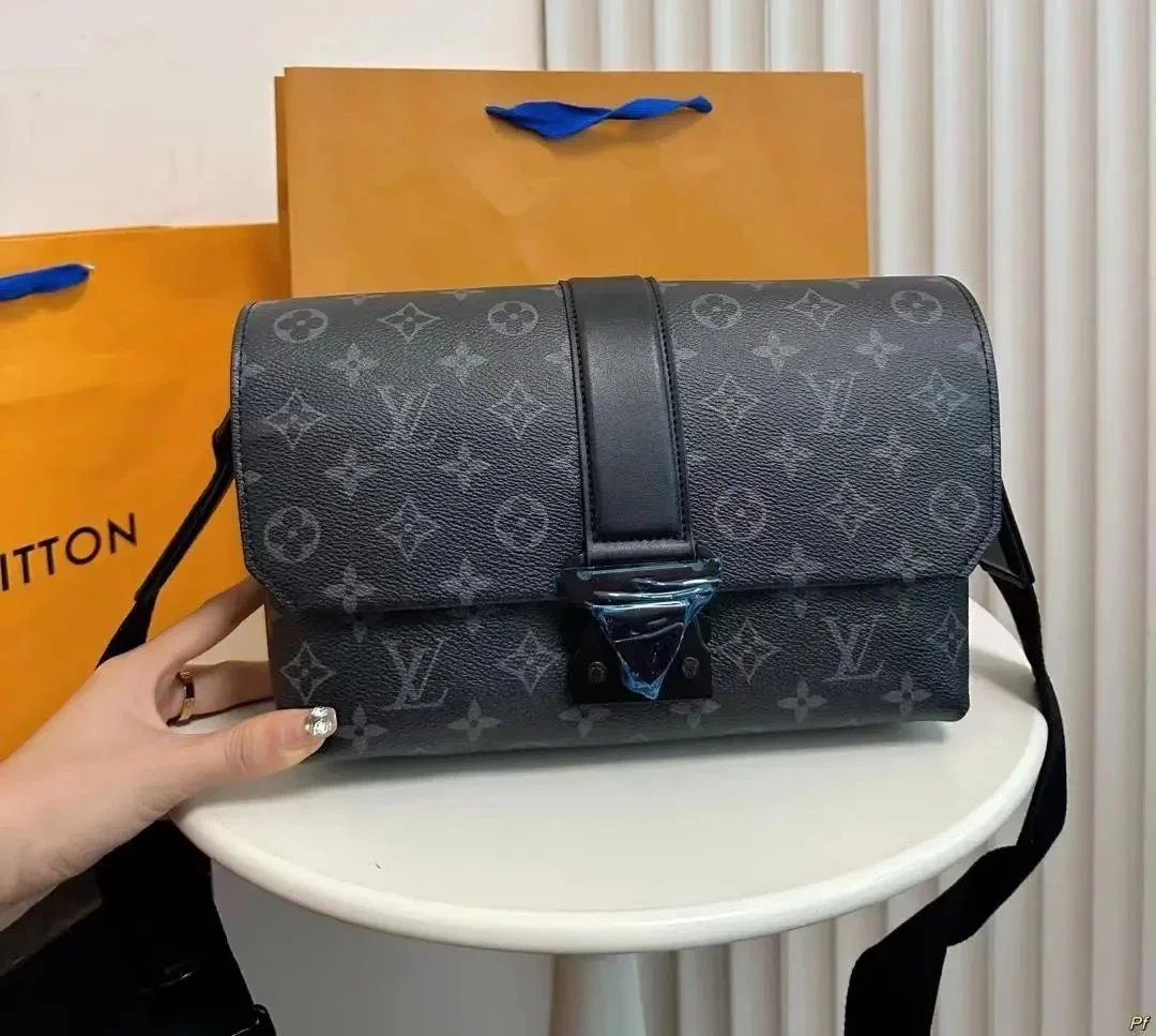 Louis Vuitton Crossbody Bags Monogram bag — 28