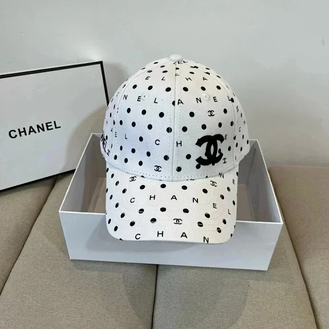 Chanel Hats Logo-embroidered baseball caps and bucket product detail image 10