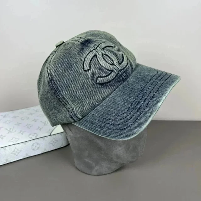 Chanel Hats Logo-embroidered baseball caps and bucket product detail image 5