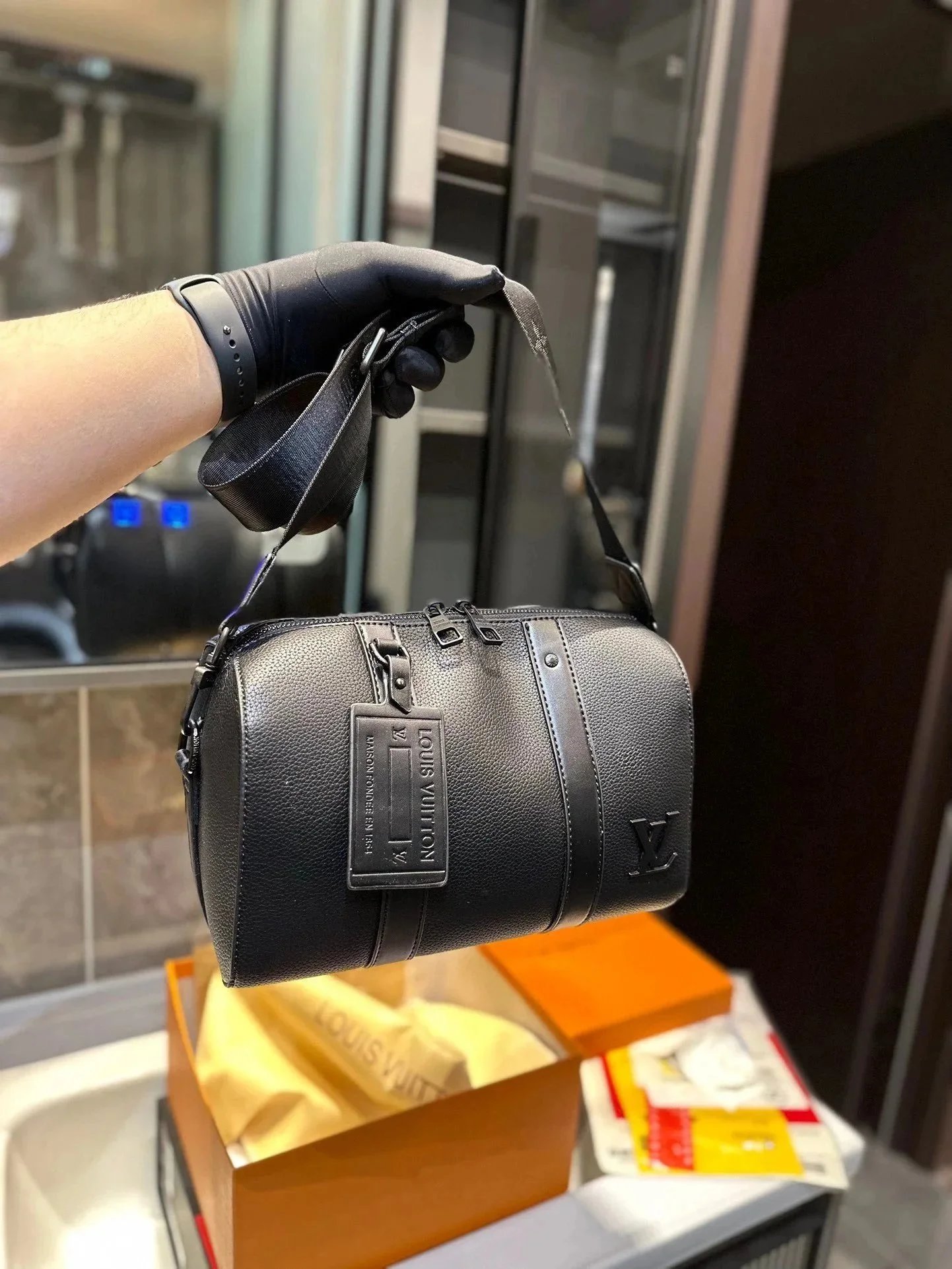 Louis Vuitton Crossbody Bags Monogram bag — 03