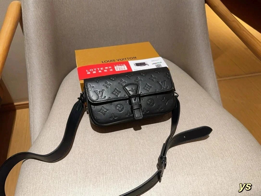 Louis Vuitton Crossbody Bags Monogram bag — 15