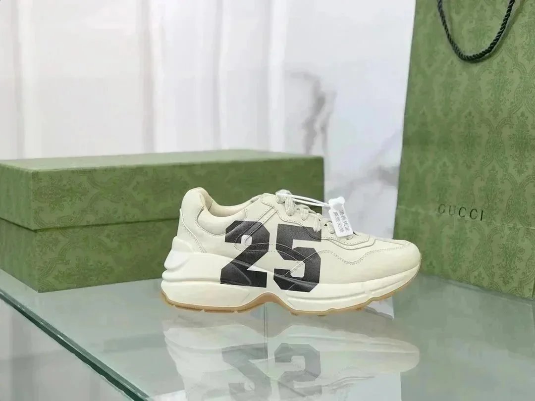 Gucci Rhyton Strawberry Print White Sneakers Chunky Sneakers - 7