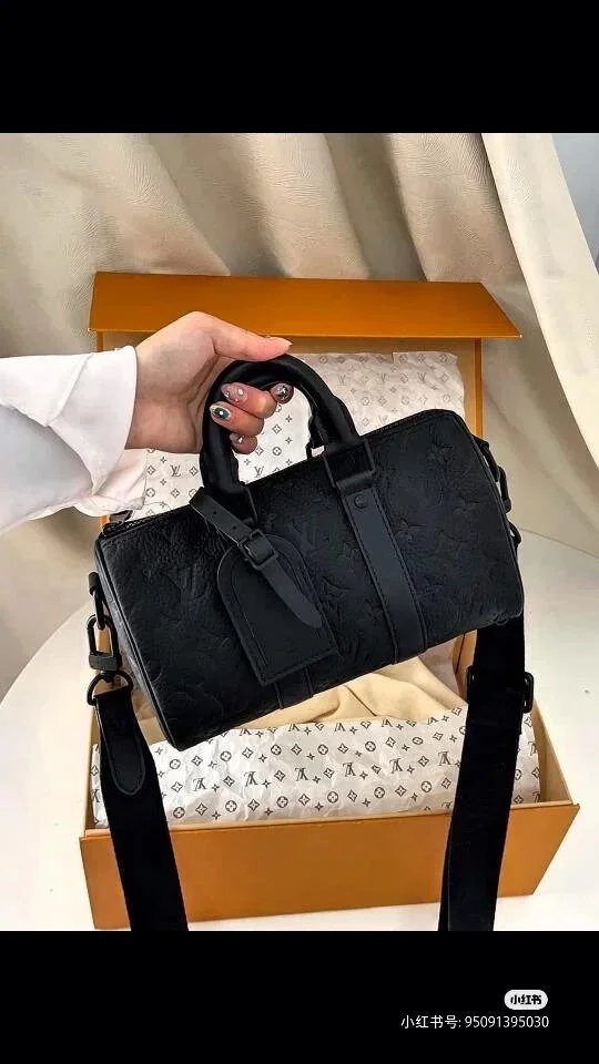 Louis Vuitton Crossbody Bags Monogram bag image 6