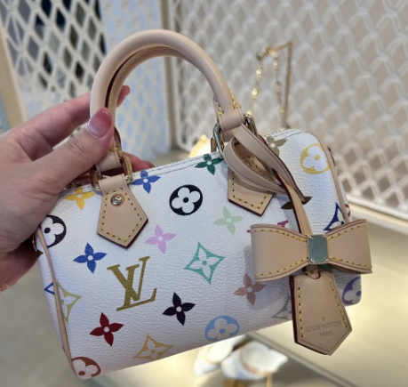 Louis Vuitton Crossbody Bags Monogram bag image 12