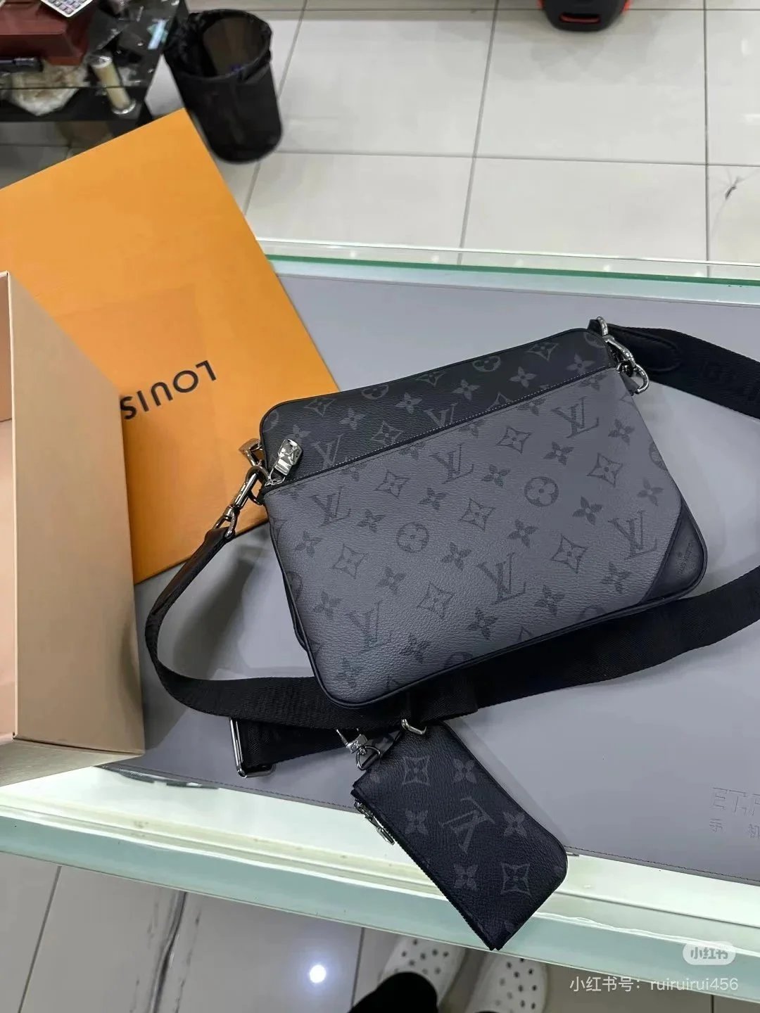 Louis Vuitton Crossbody Bags Monogram bag — 55