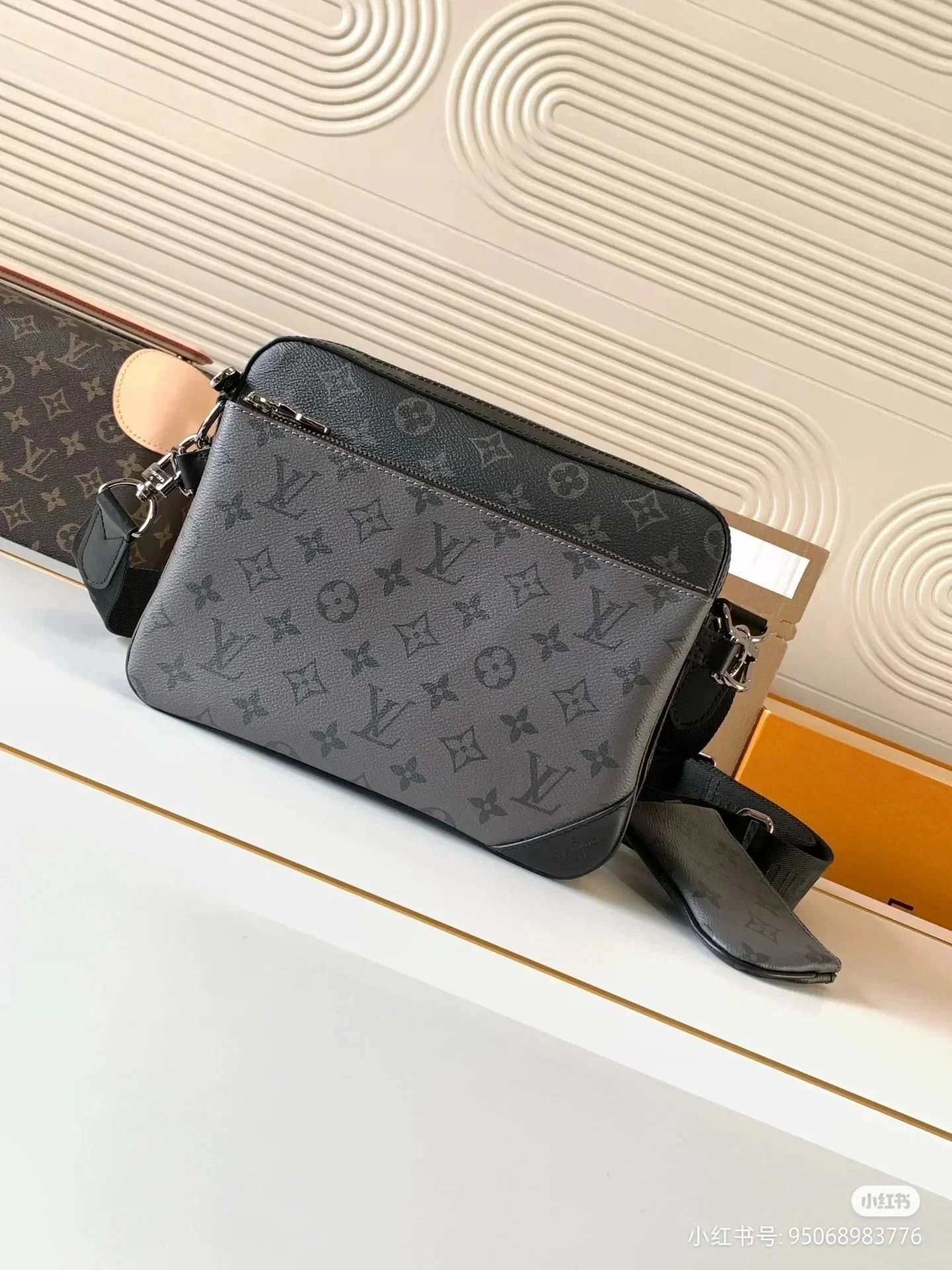 Louis Vuitton Crossbody Bags Monogram bag — 44