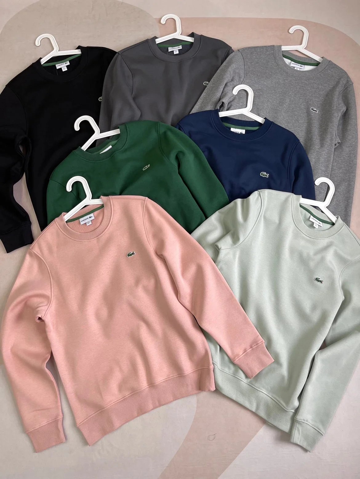 Item Thumbnail for Seven-color velvet, thickened sherpa and velvet, classic comfortable and warm men's and women's couple wear, the same style, 2024 autumn and winter new casual loose fit round neck pullover sports sweatshirt, classic small green label embroidery LOGO, ribbed corners with ribbed wide round neck design, trendy, fashionable and versatile Free shipping