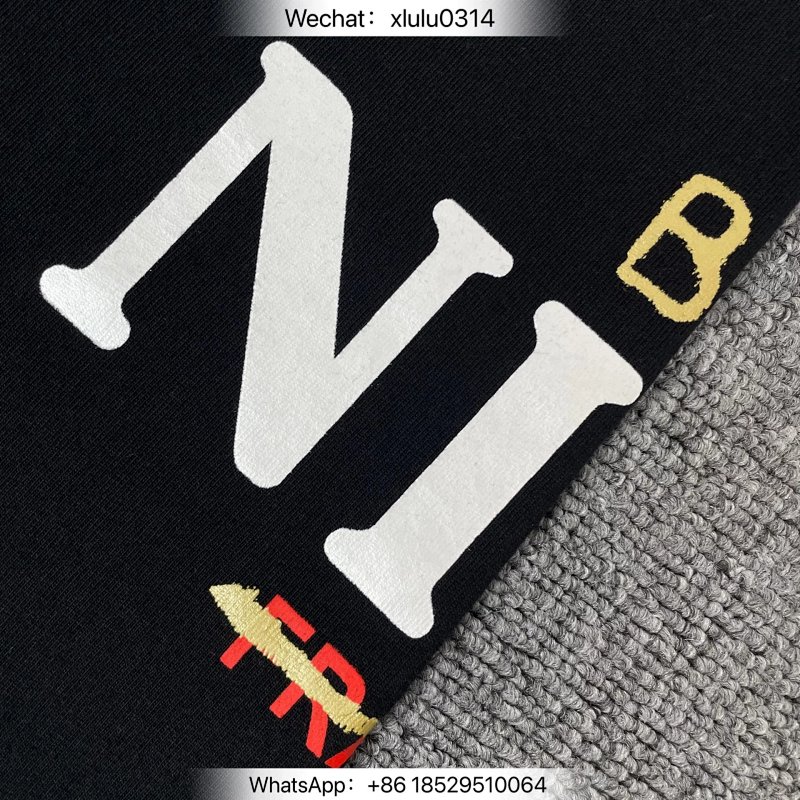 BLCG NICE字母印花短袖