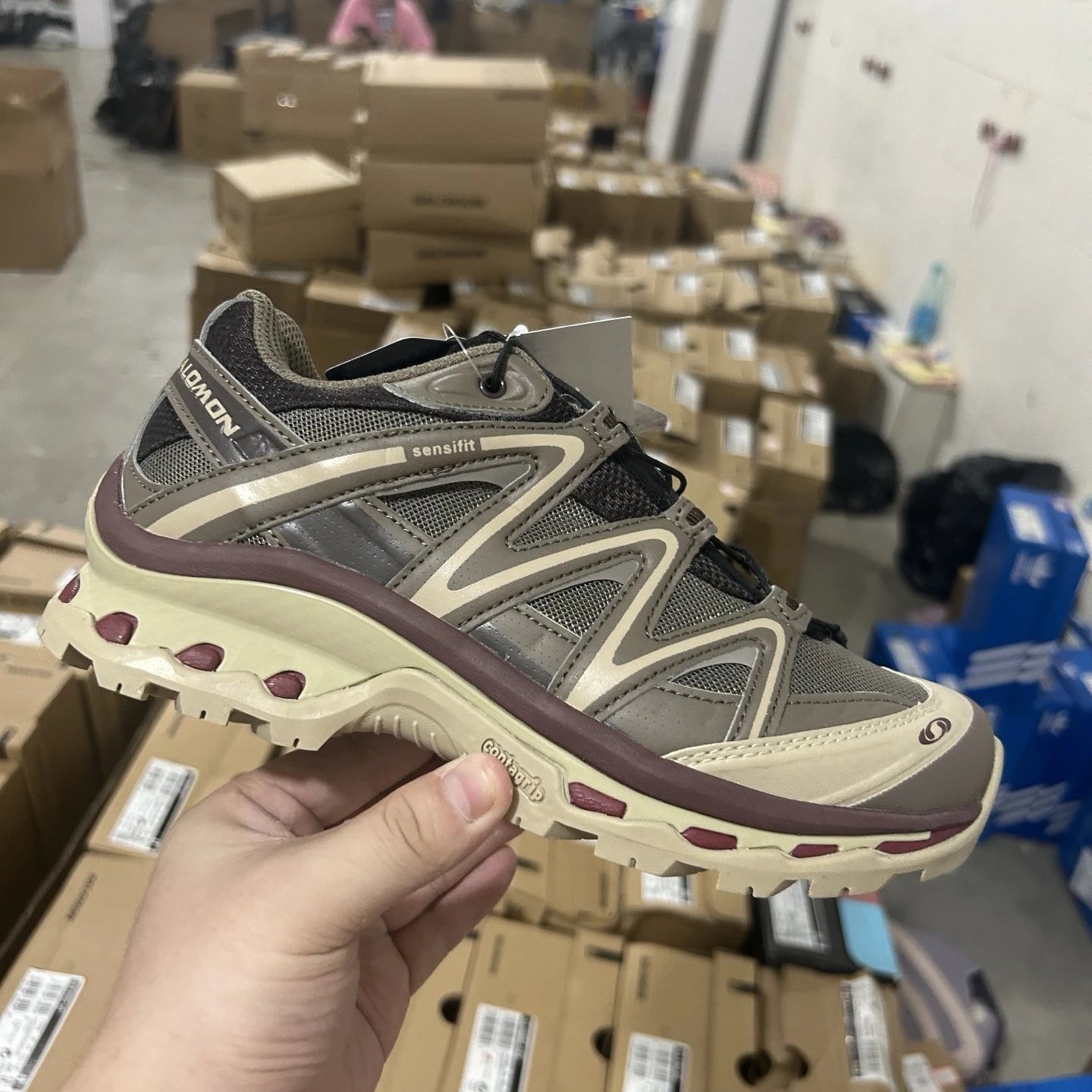 Salomon Sneakers Mesh Trail with Quicklace Closure image 2