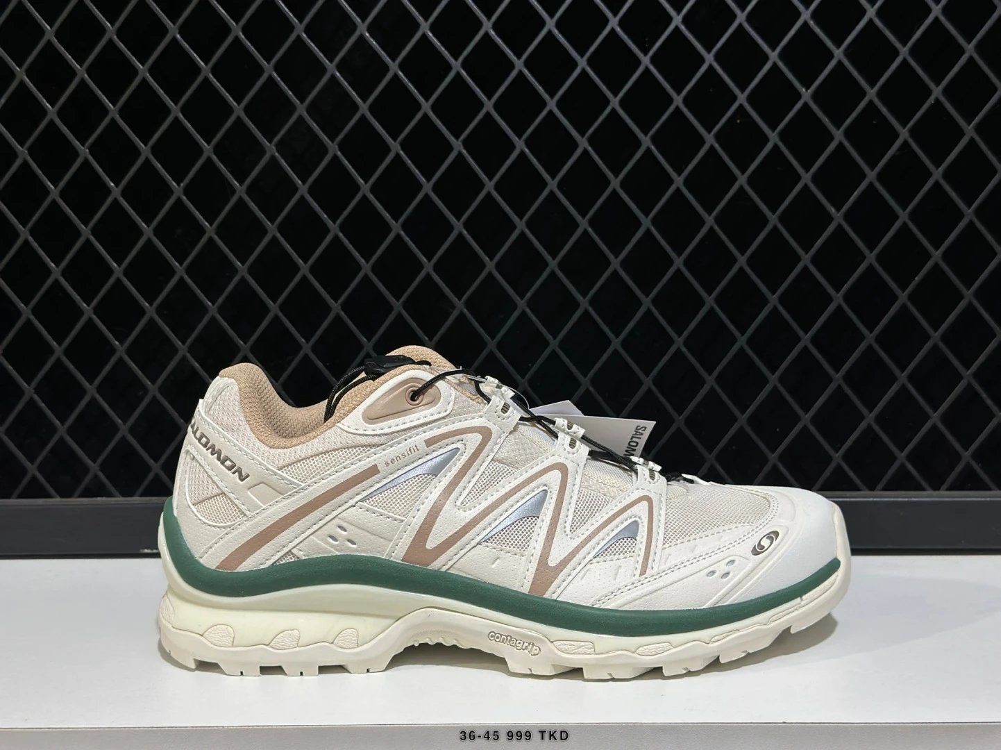 Salomon Sneakers Mesh Trail with Quicklace Closure — Q White Green Vanilla 4789