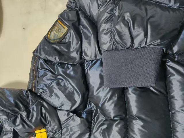 Parajumpers Down Jackets Hooded quilted puffer product detail image 39