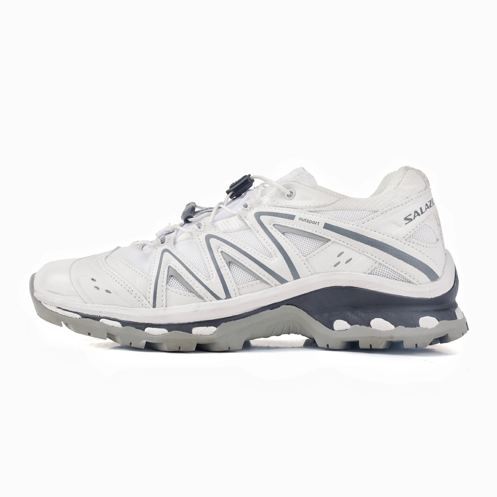 Hiking Shoes photo 2