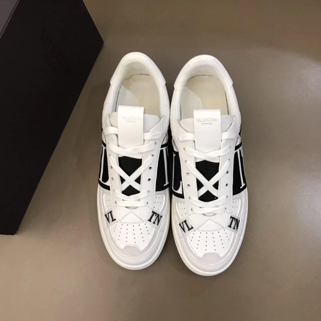 Valentino Black Rockstud Leather Low-Top Sneakers Shoes