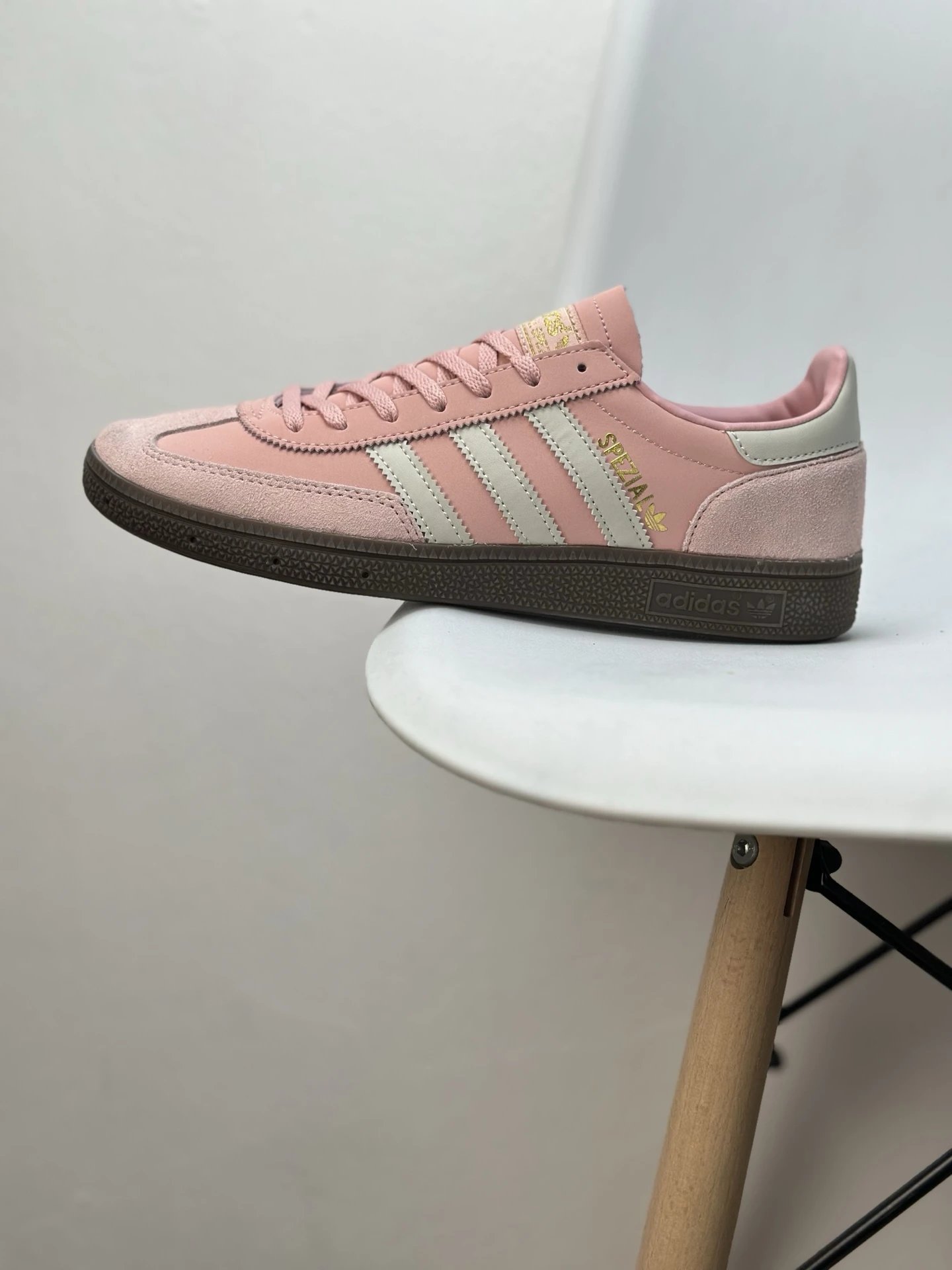 Adidas Handball Spezial Pink Suede 3-Stripes Sneakers