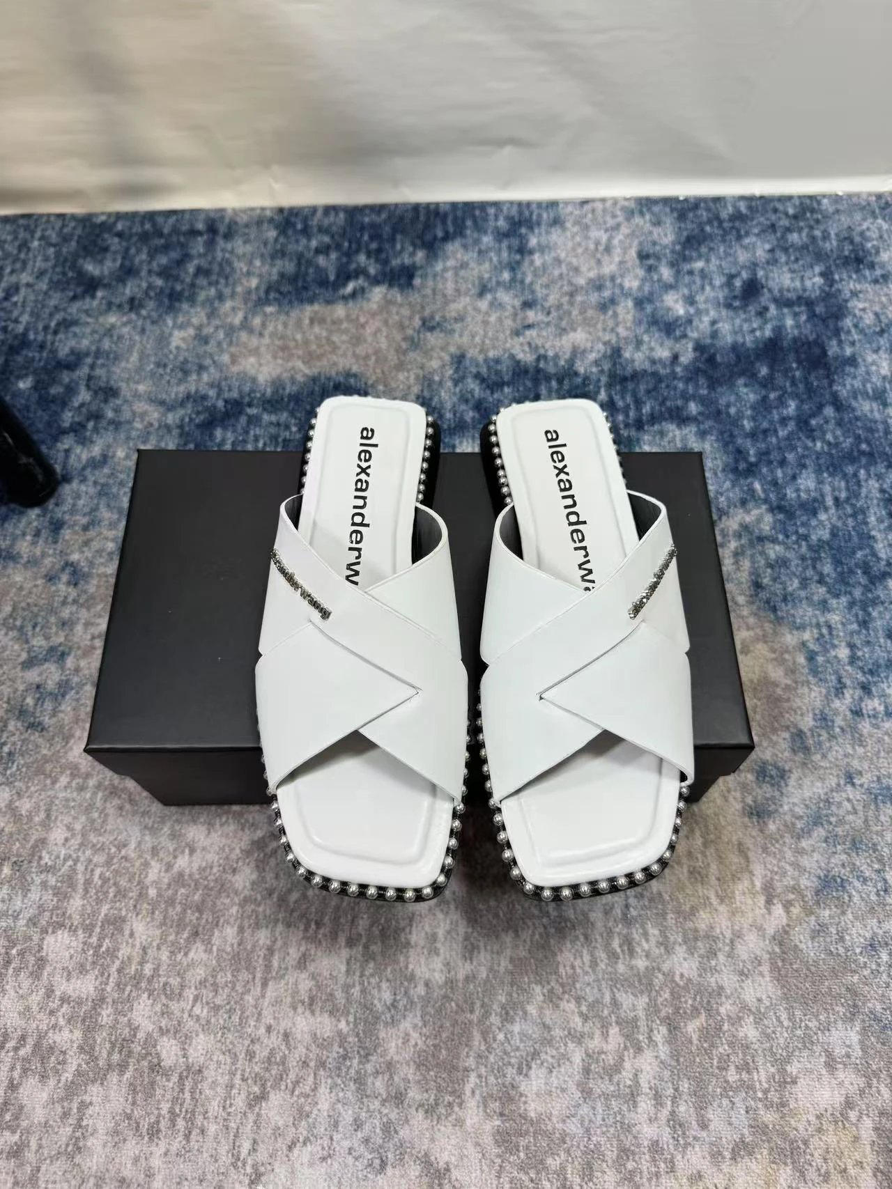 Alexander McQueen White Leather Studded Slide Sandals