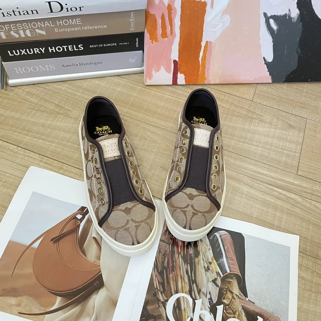 Gucci Beige GG Canvas Slip-On Sneakers Unisex Loafers