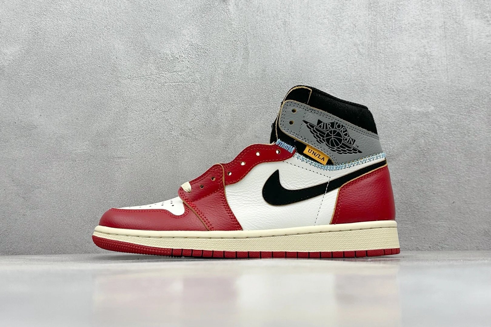 Air Jordan AJ1 High Union LA Red White Leather Sneakers