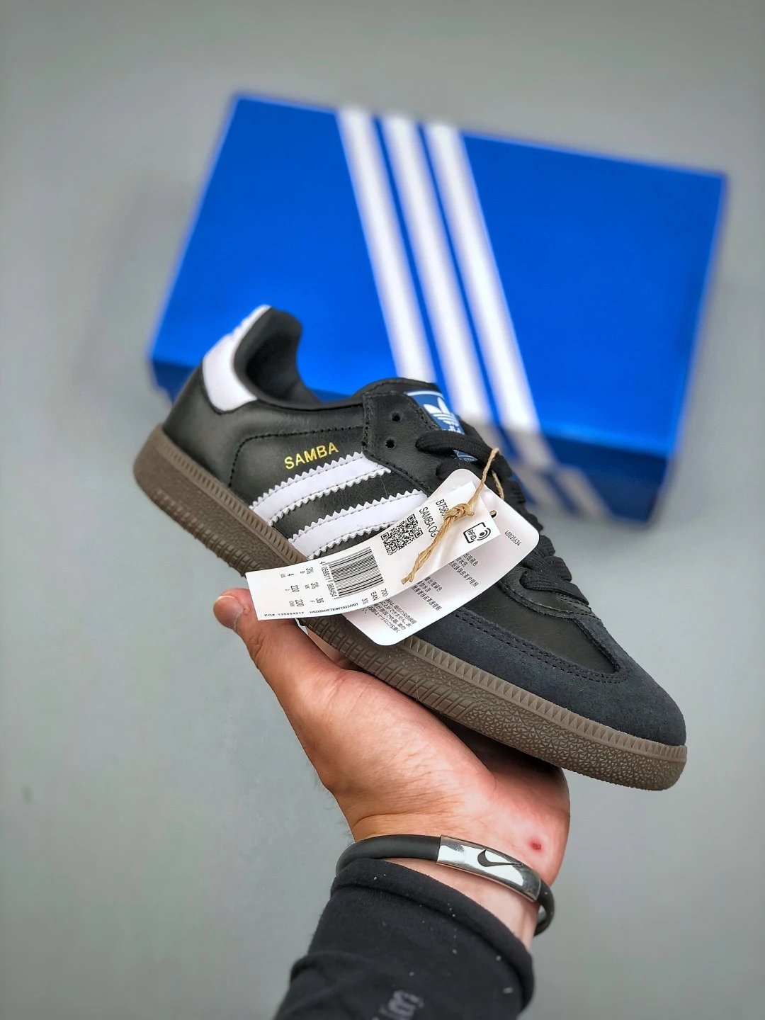 Adidas Samba Black White Leather Suede Retro Unisex Sneakers