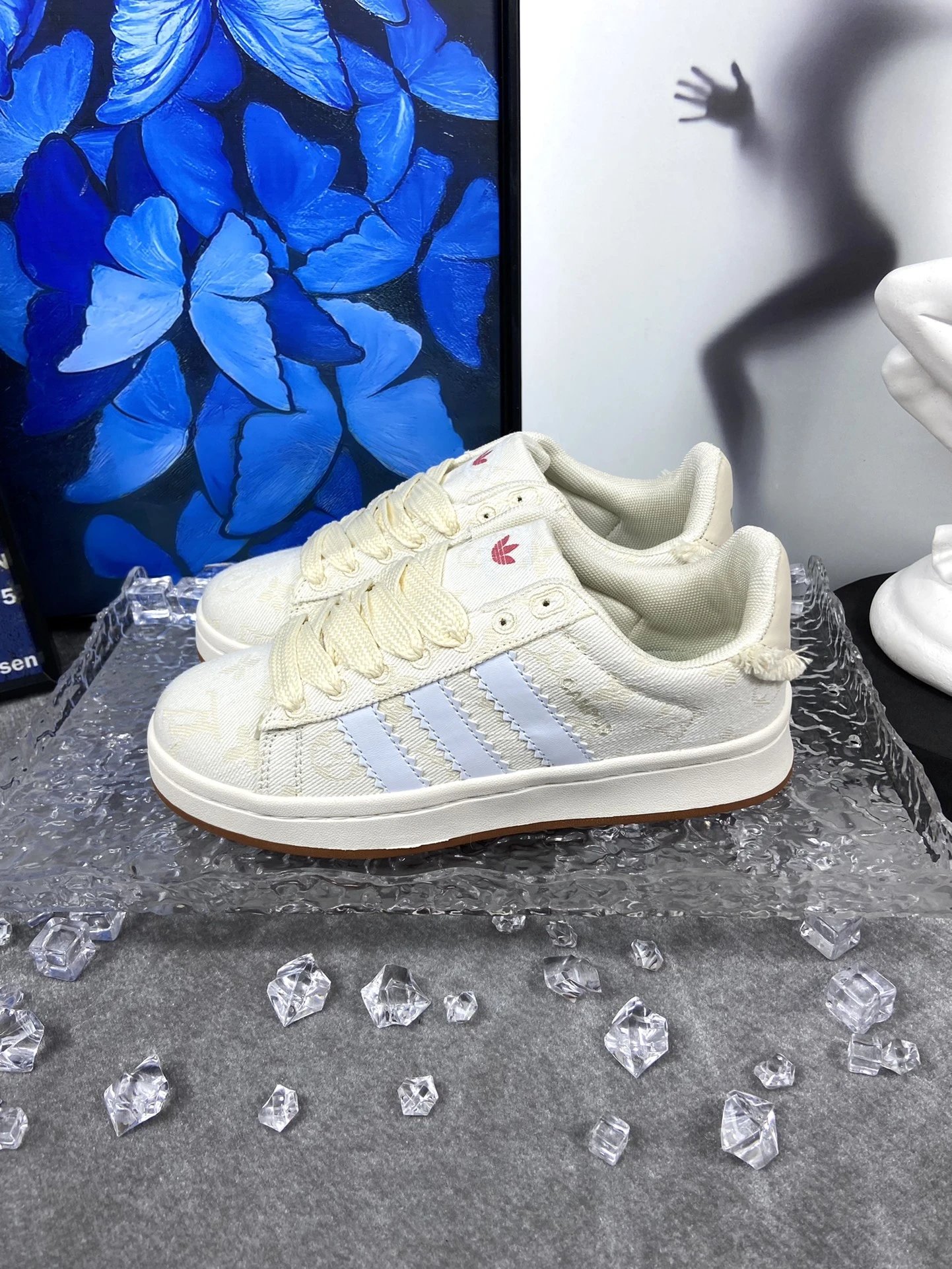 Adidas Originals Retro Beige Blue Canvas Low Top Sneakers