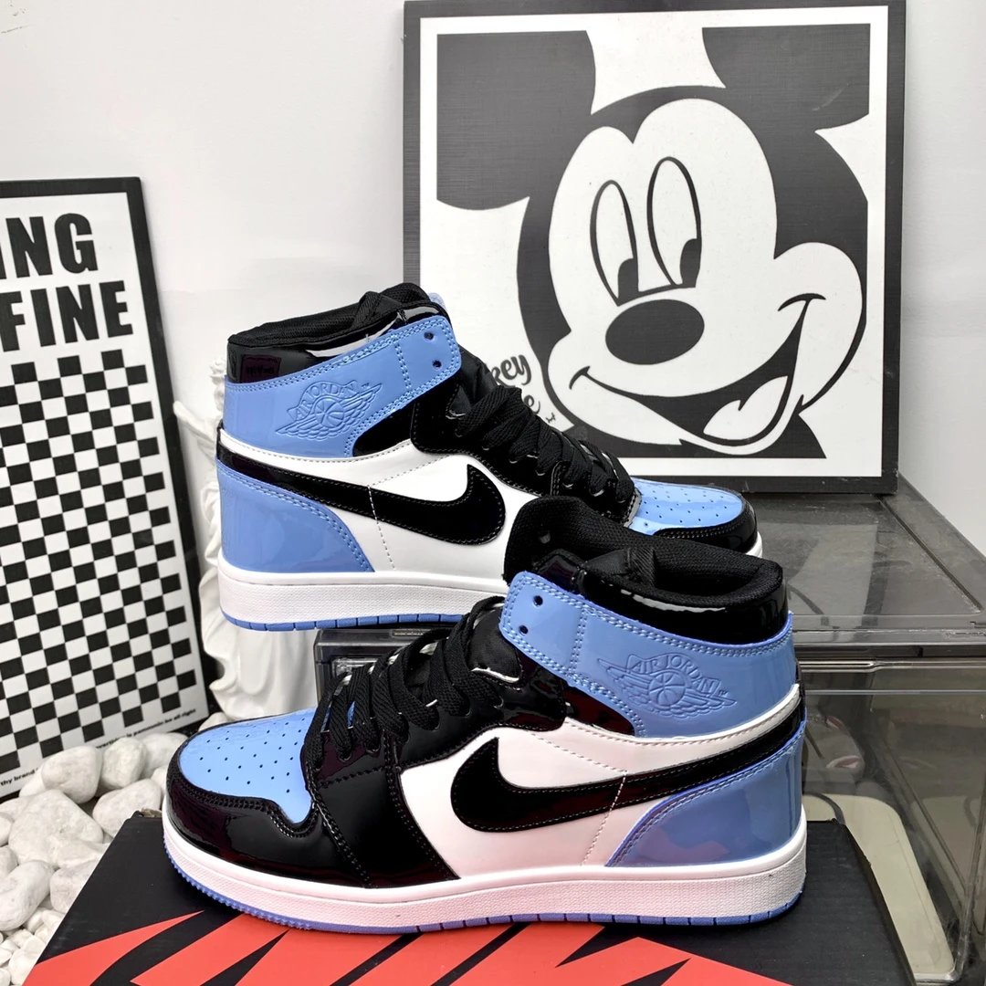 Air Jordan AJ1 High UNC Patent Leather Basketball Shoes