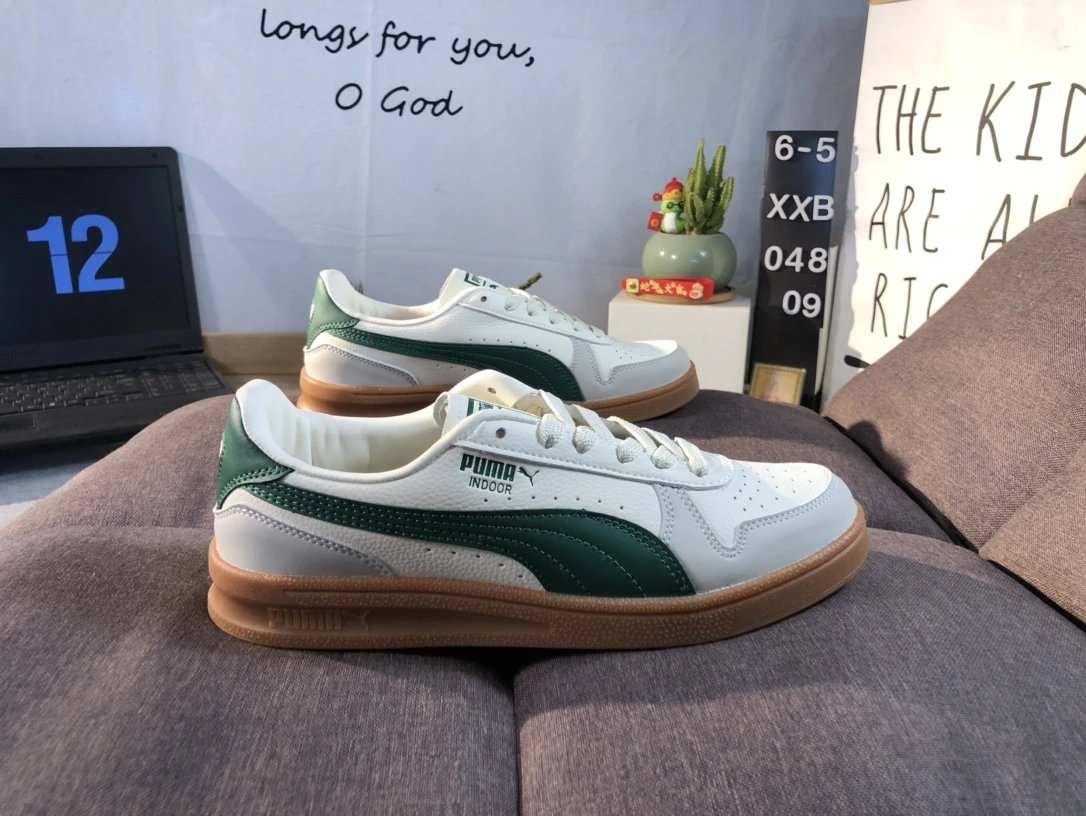 Puma Indoor White Green Gum Sole Retro Sneakers