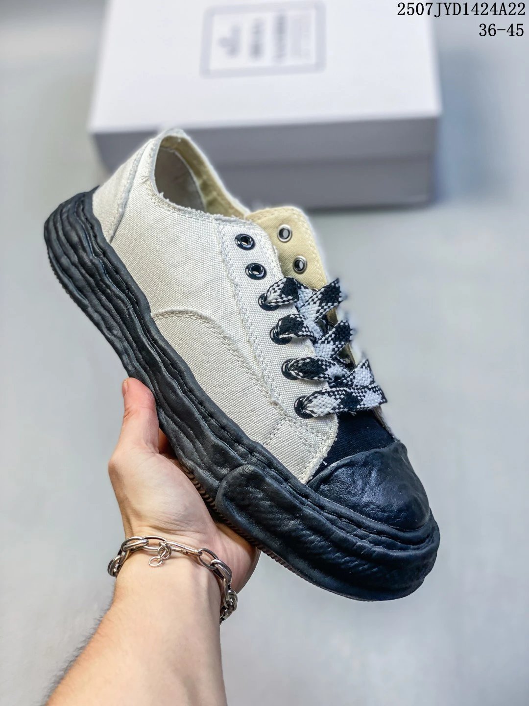 Mihara Yasuhiro Black Canvas Low Top Chunky Sole Sneakers
