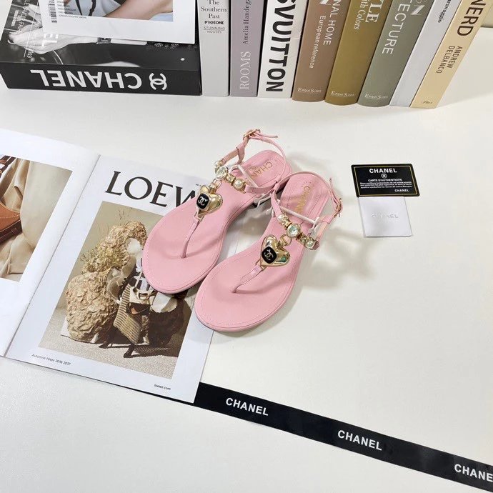 Chanel Pink Thong Sandals Pearl Charm Leather Flats
