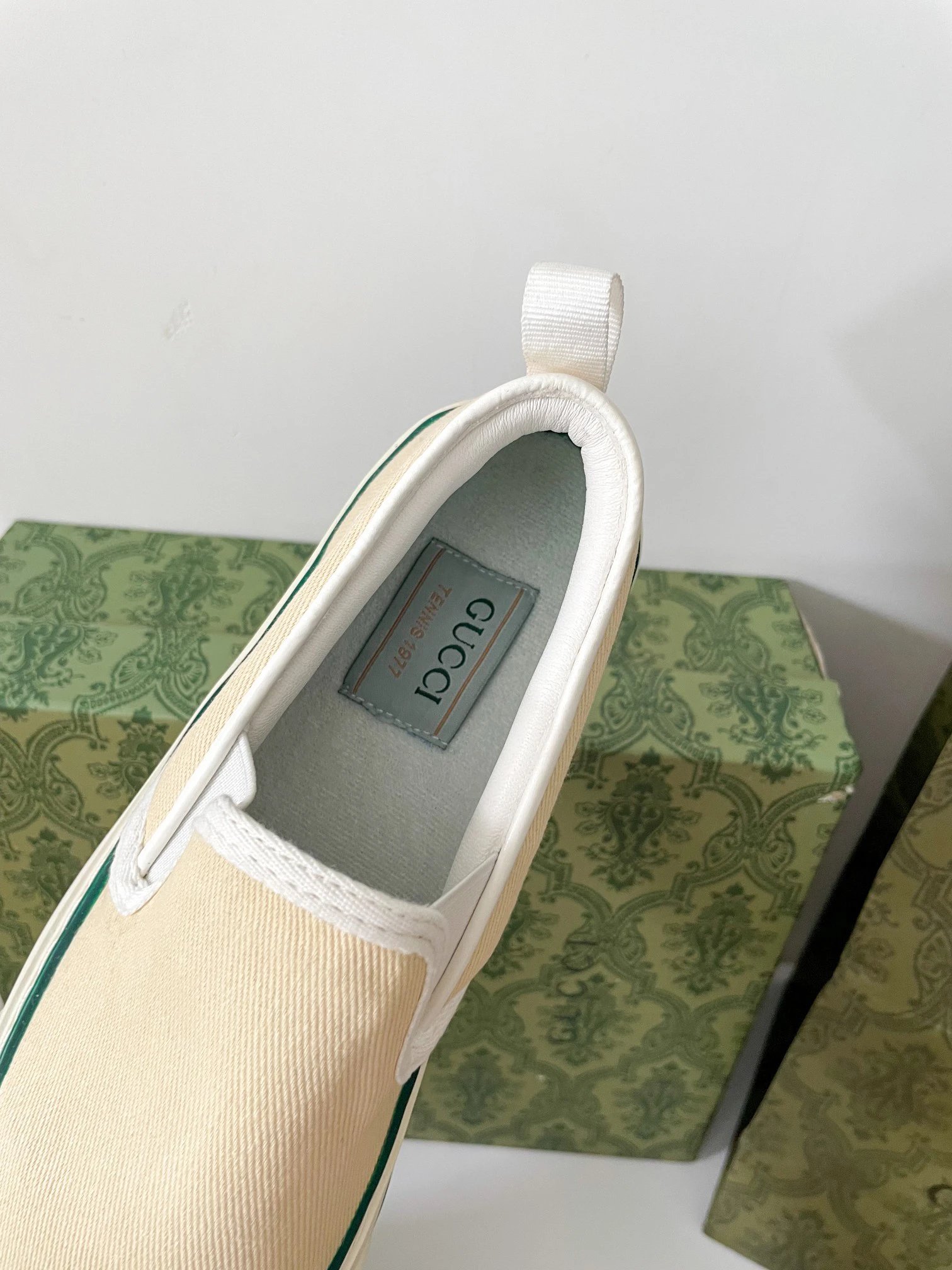 Gucci Beige Canvas Slip-On Sneakers Green Trim Loafers