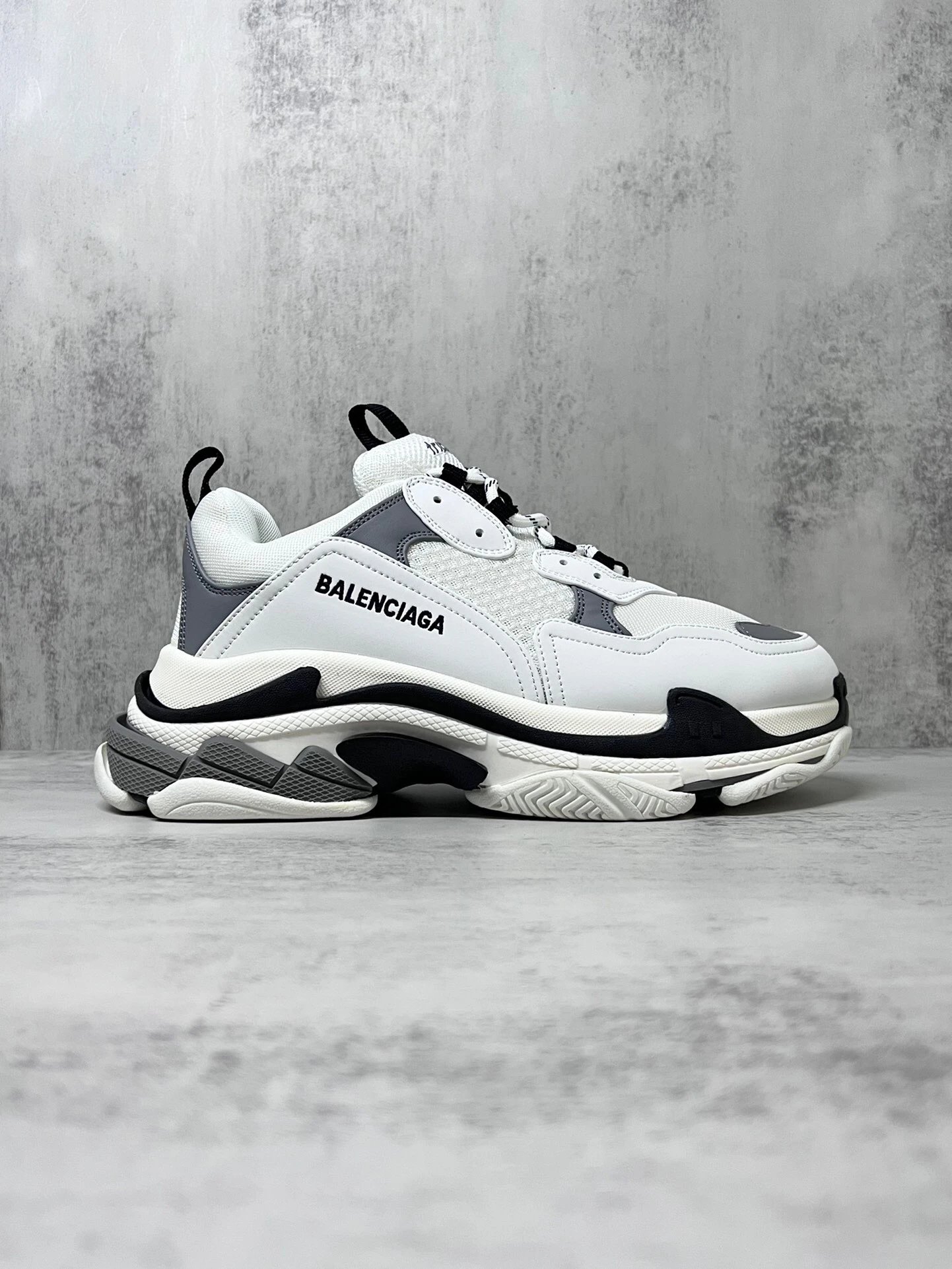 Balenciaga Triple S White Grey Chunky Unisex Sneakers