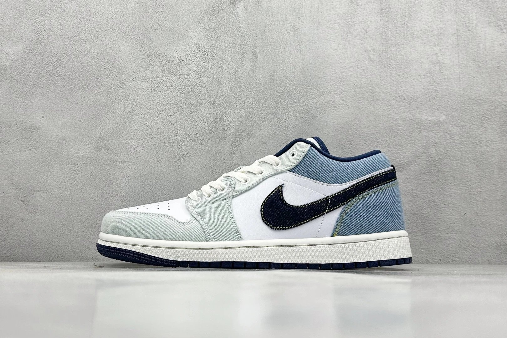 Air Jordan AJ1 Low Light Blue Denim White Sneakers