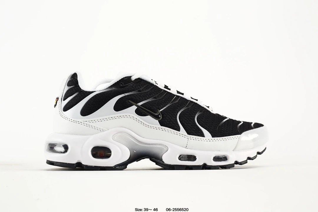 Nike Air Max Plus TN Black White Running Shoes