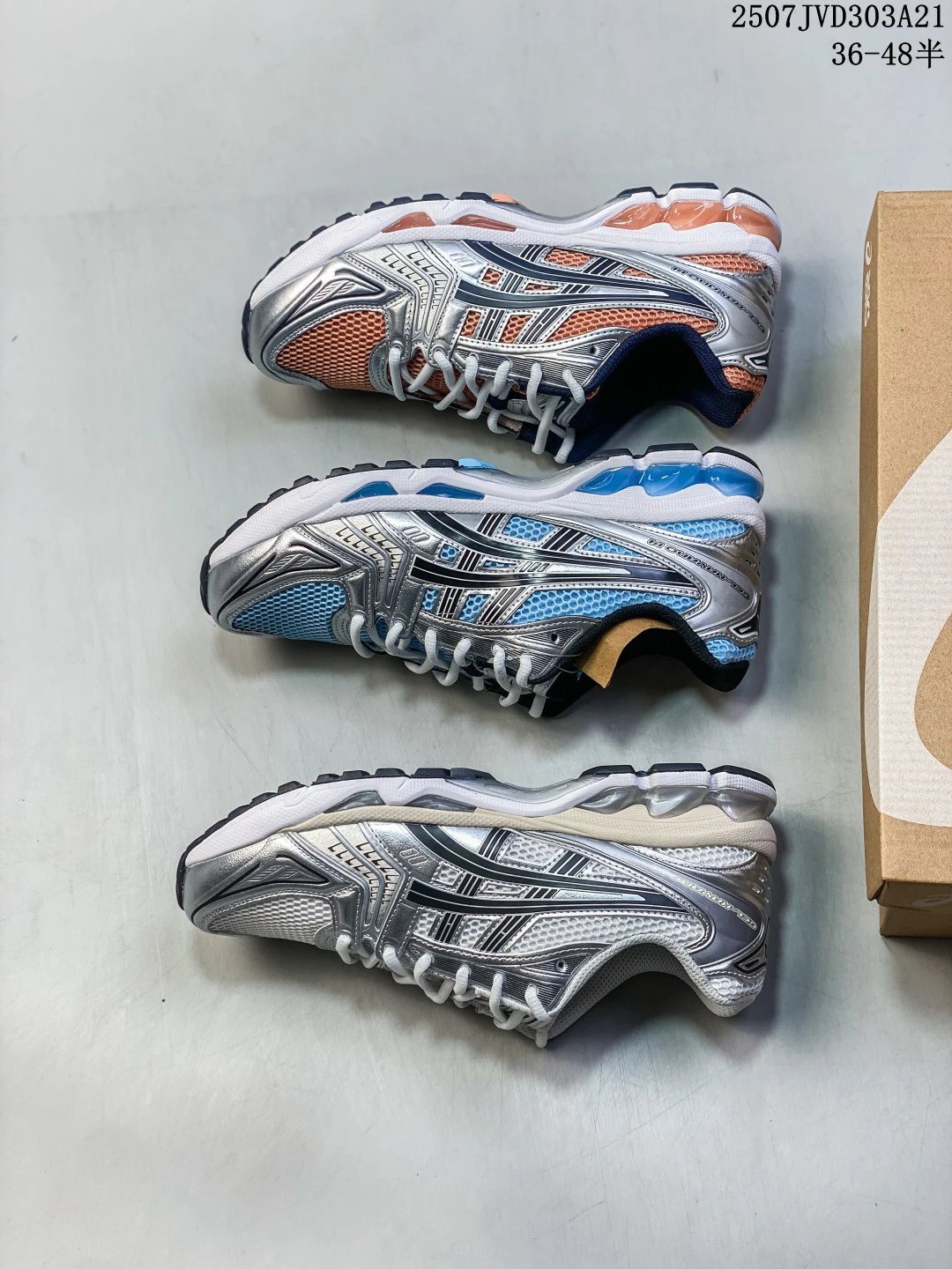 ASICS GEL Black White Mesh Cushioned Running Shoes