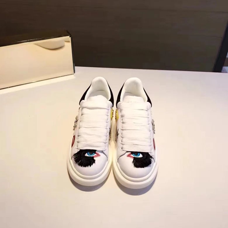 Alexander McQueen White Oversized Leather Low Top Sneakers