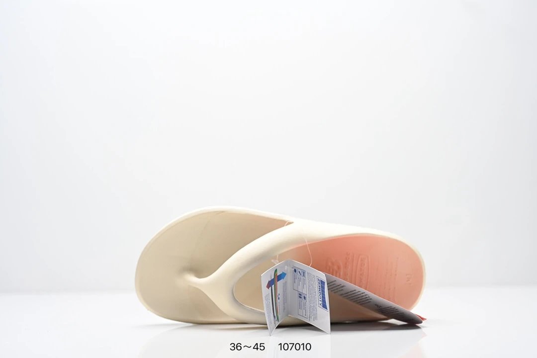 New Balance Cream Peach EVA Non-Slip Thong Sandals