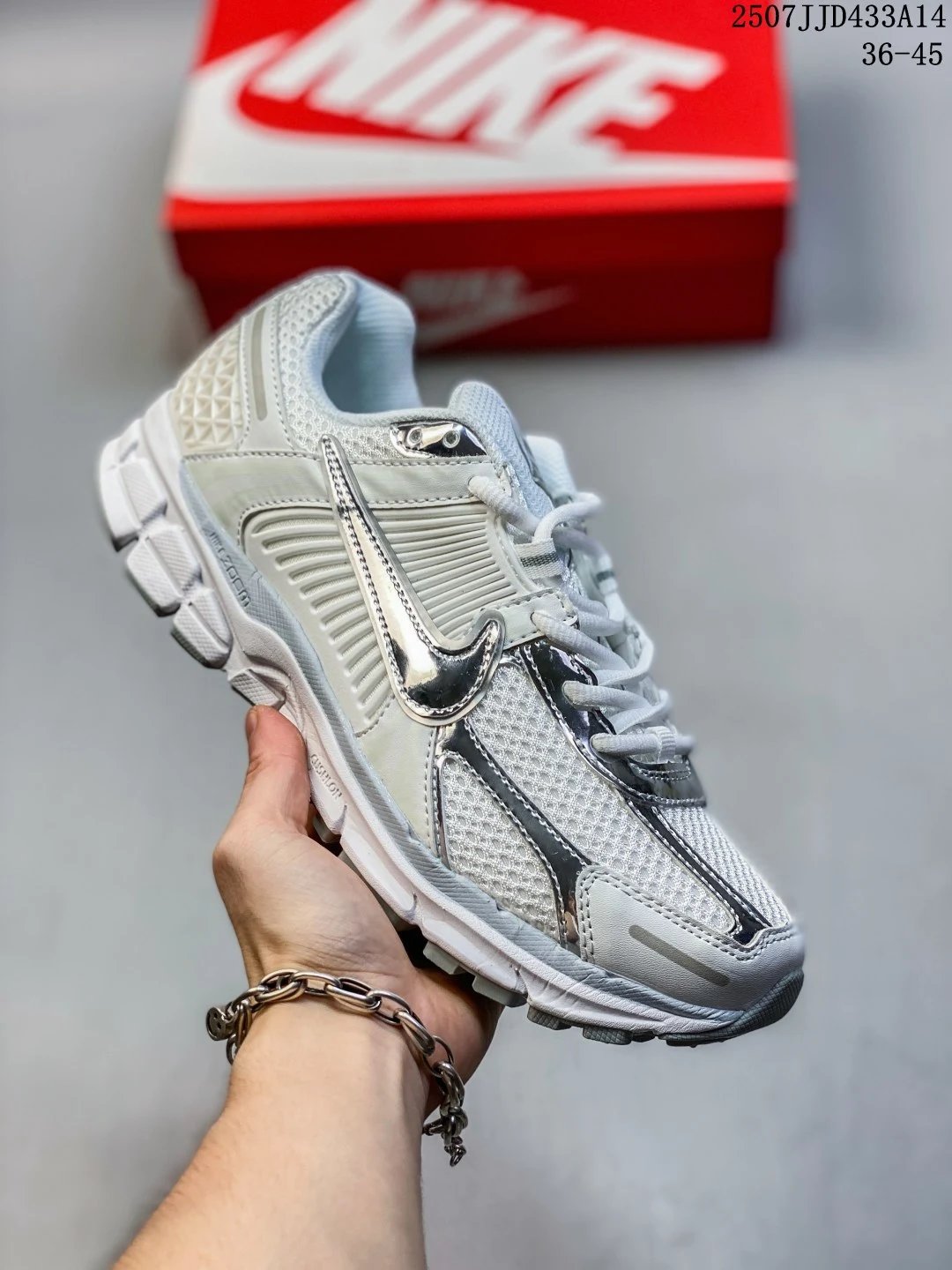 Nike Silver White Mesh Retro Sneakers Metallic Swoosh
