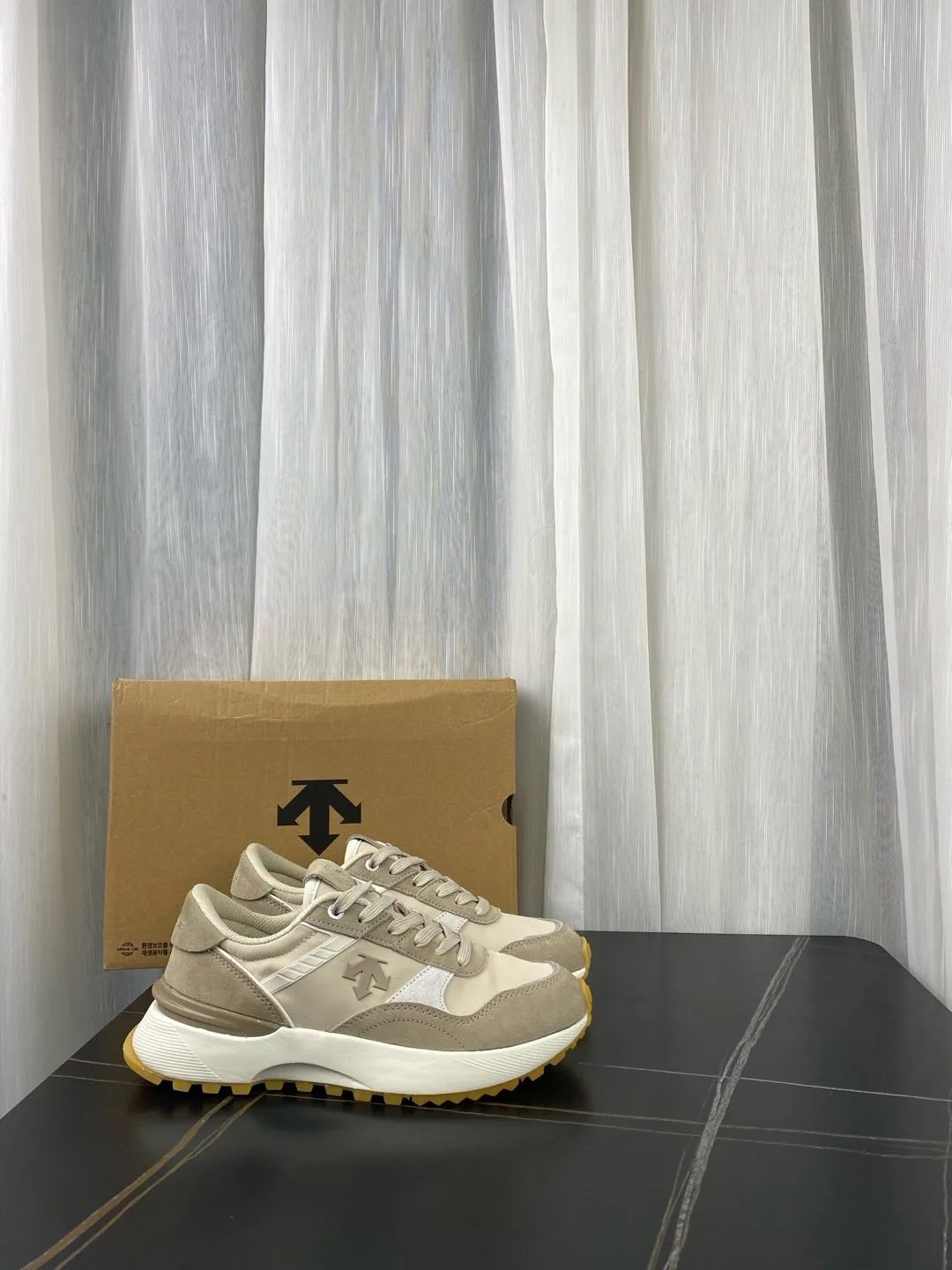 Descente Beige Gray Retro Chunky Outdoor Sneakers
