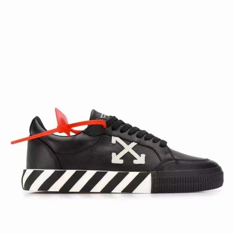 Off-White Low Top White Leather Arrow Lace-Up Sneakers