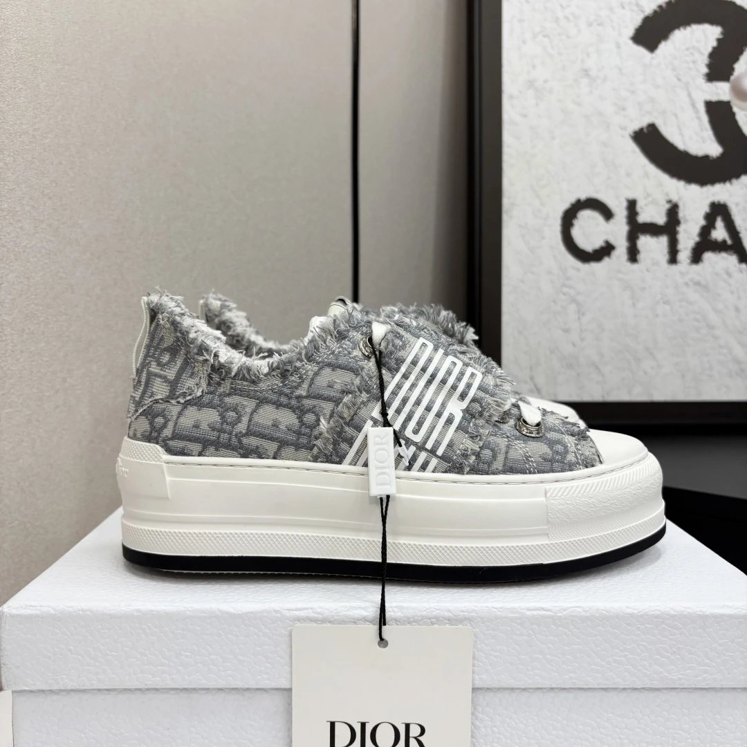 Dior Gray Oblique Canvas Platform Frayed Low Top Sneakers