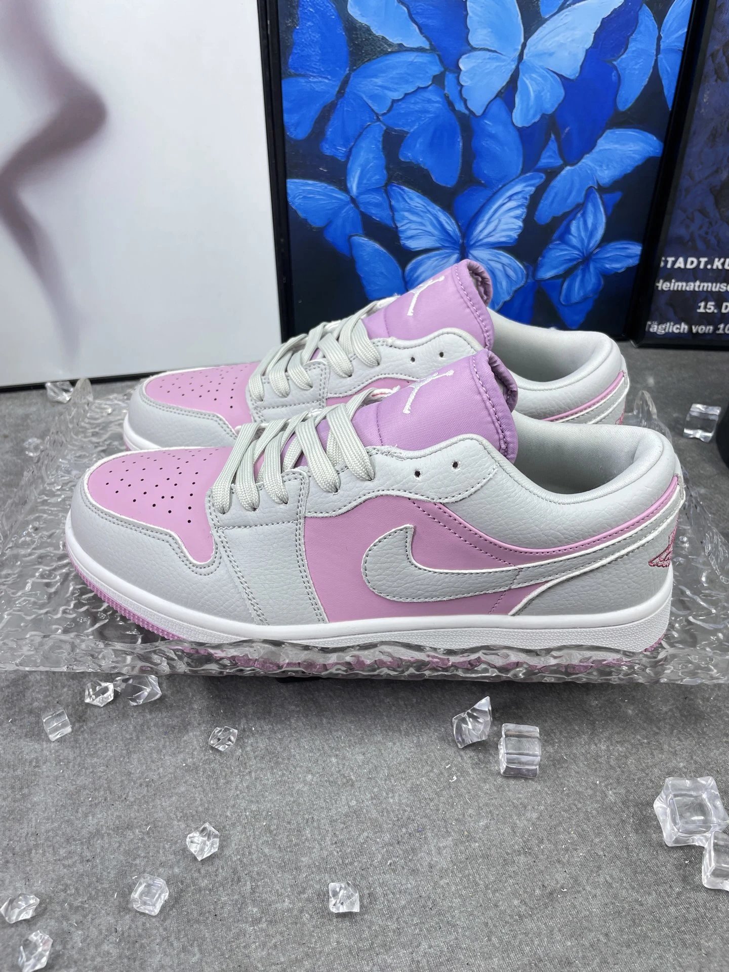 Air Jordan AJ1 Low Pink Grey Leather Colorblock Sneakers