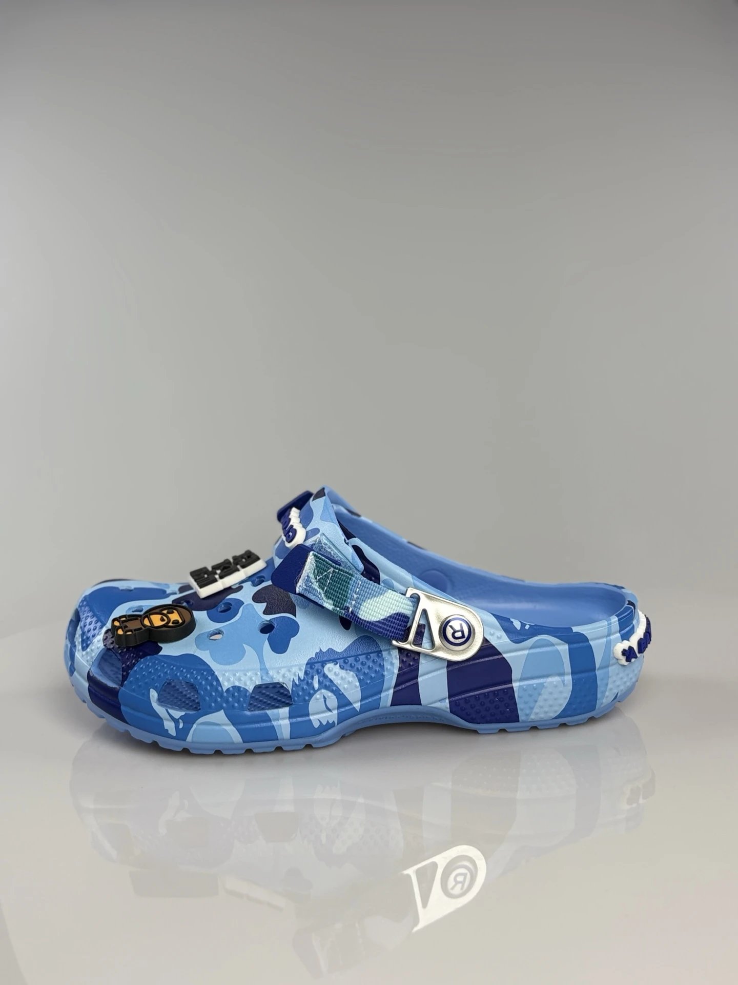 Crocs Classic Blue Camo Unisex Waterproof Clogs Sandals