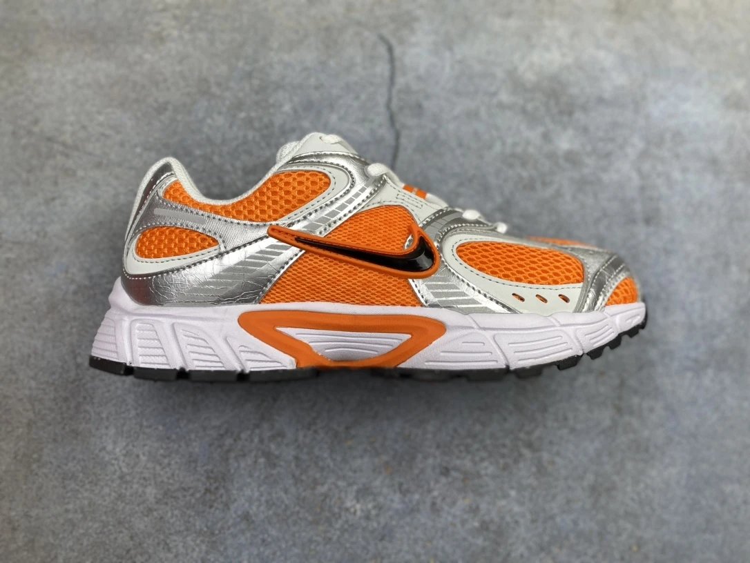 Nike Orange Silver Mesh Running Shoes Cushioned Sneakers