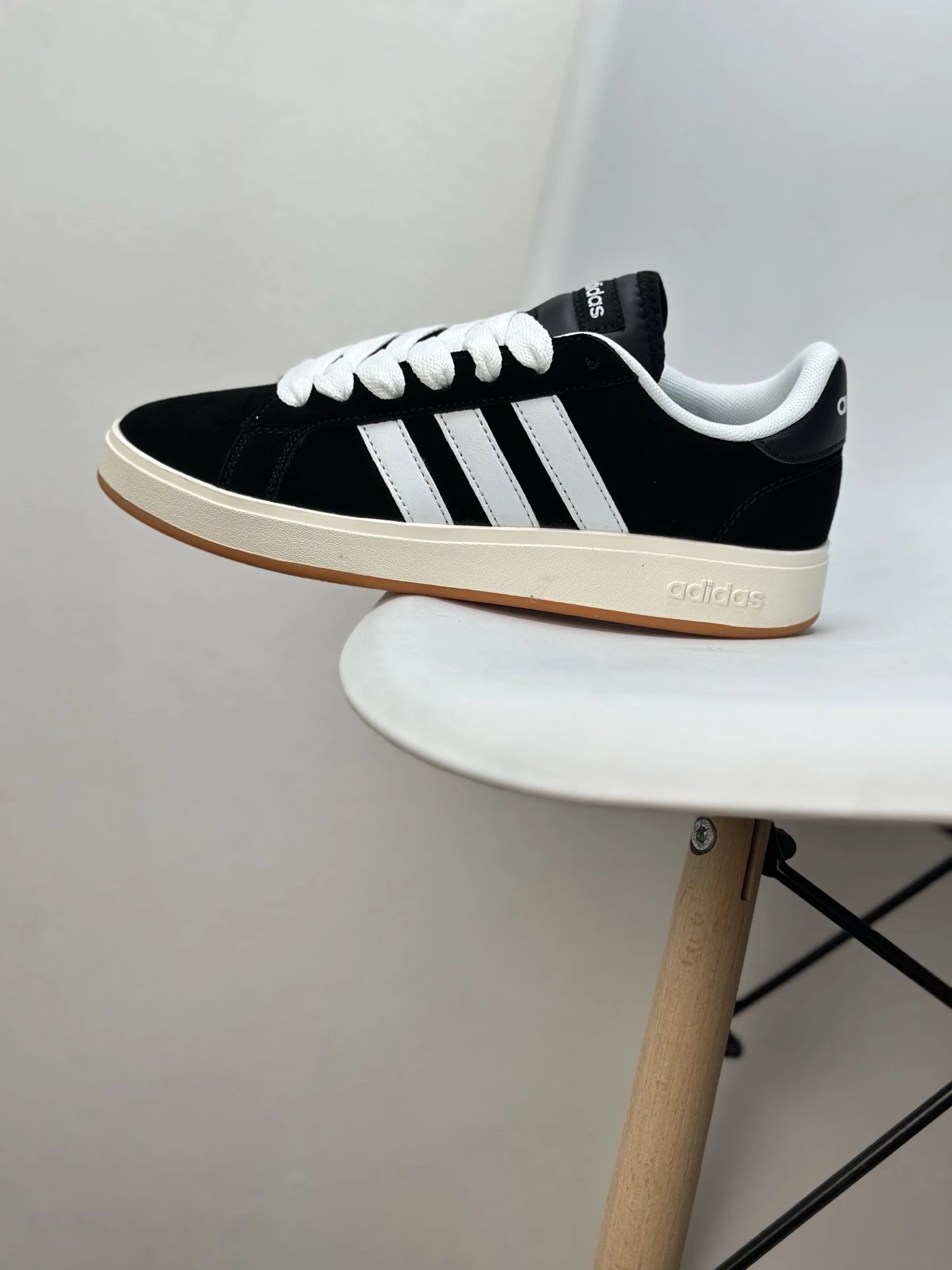 Adidas Black White 3-Stripe Suede Low Top Skate Shoes