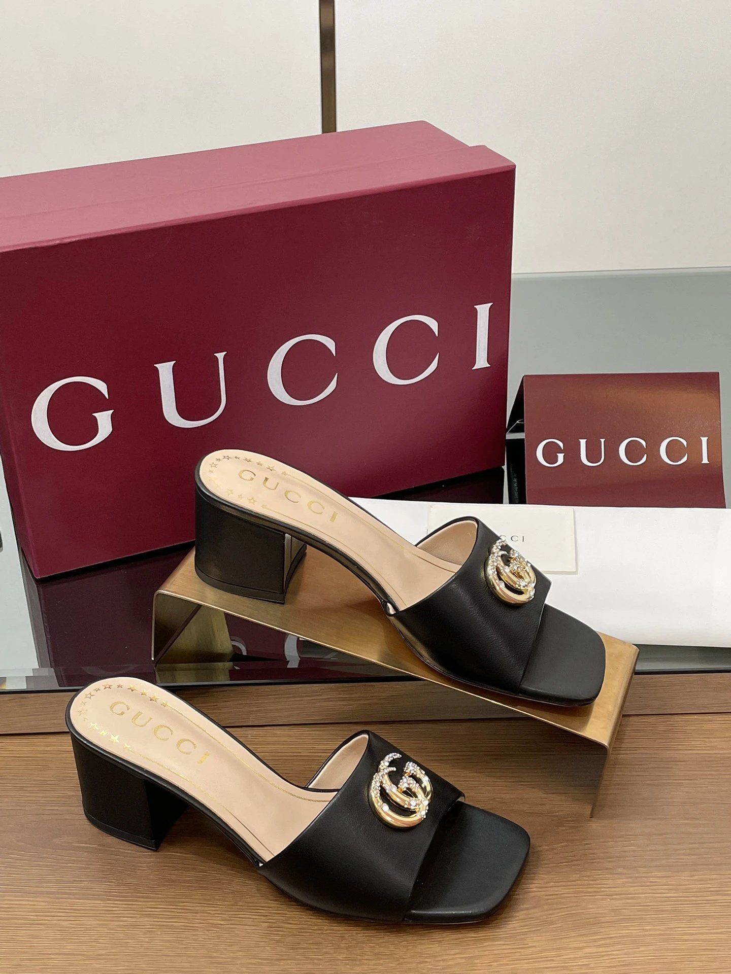 Gucci Black Leather Mule Sandals Double G Block Heels