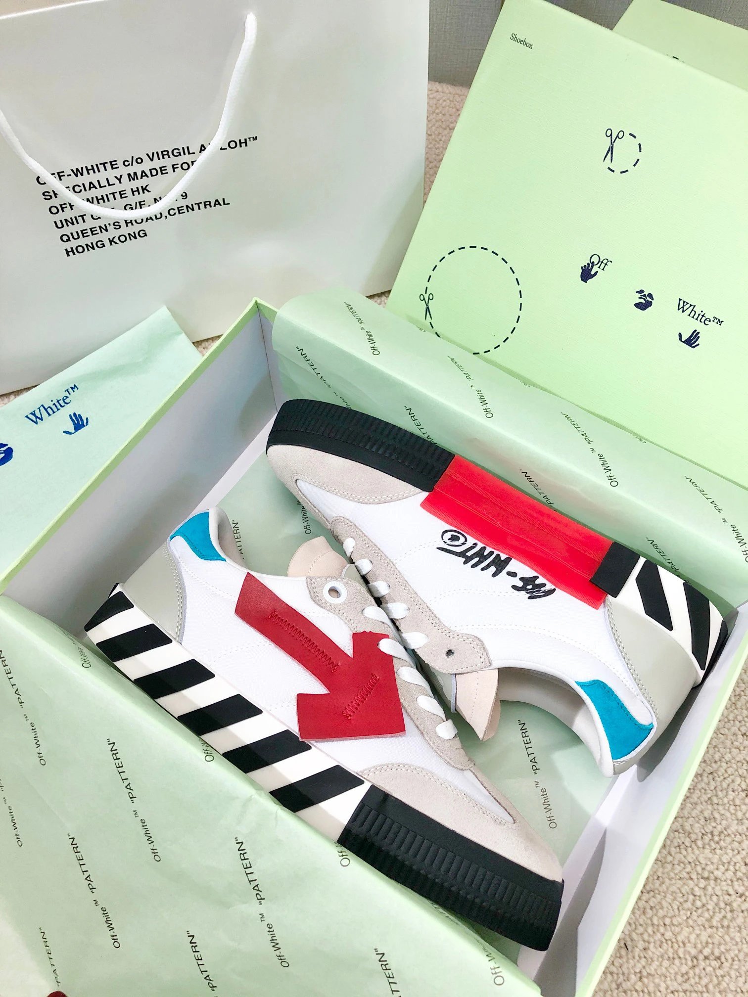 Off-White Low Top Leather Patchwork Arrow Sneakers