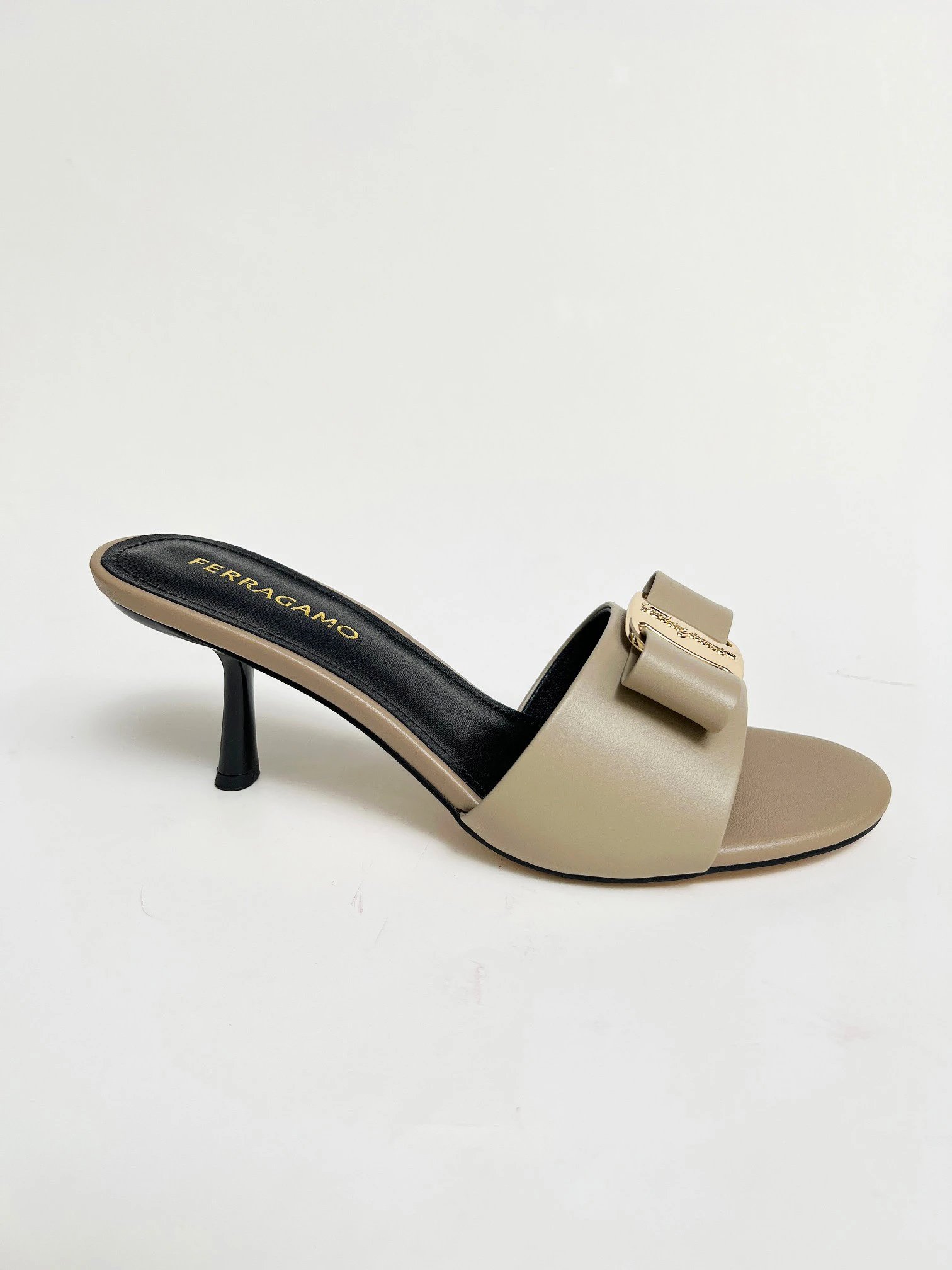 Ferragamo Viva Beige Bow High Heel Leather Mules
