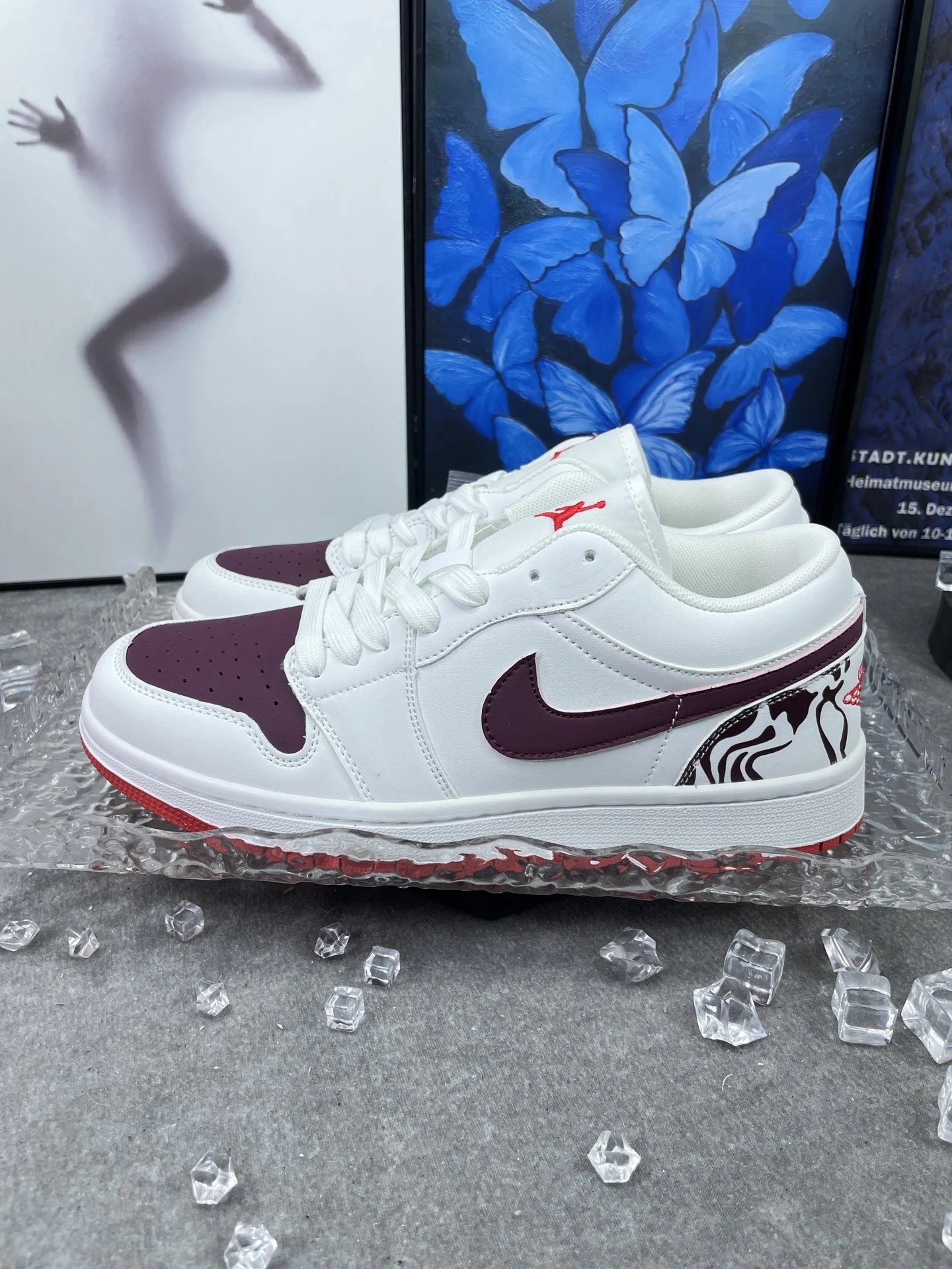 Air Jordan Low White Burgundy Leather Basketball Shoes