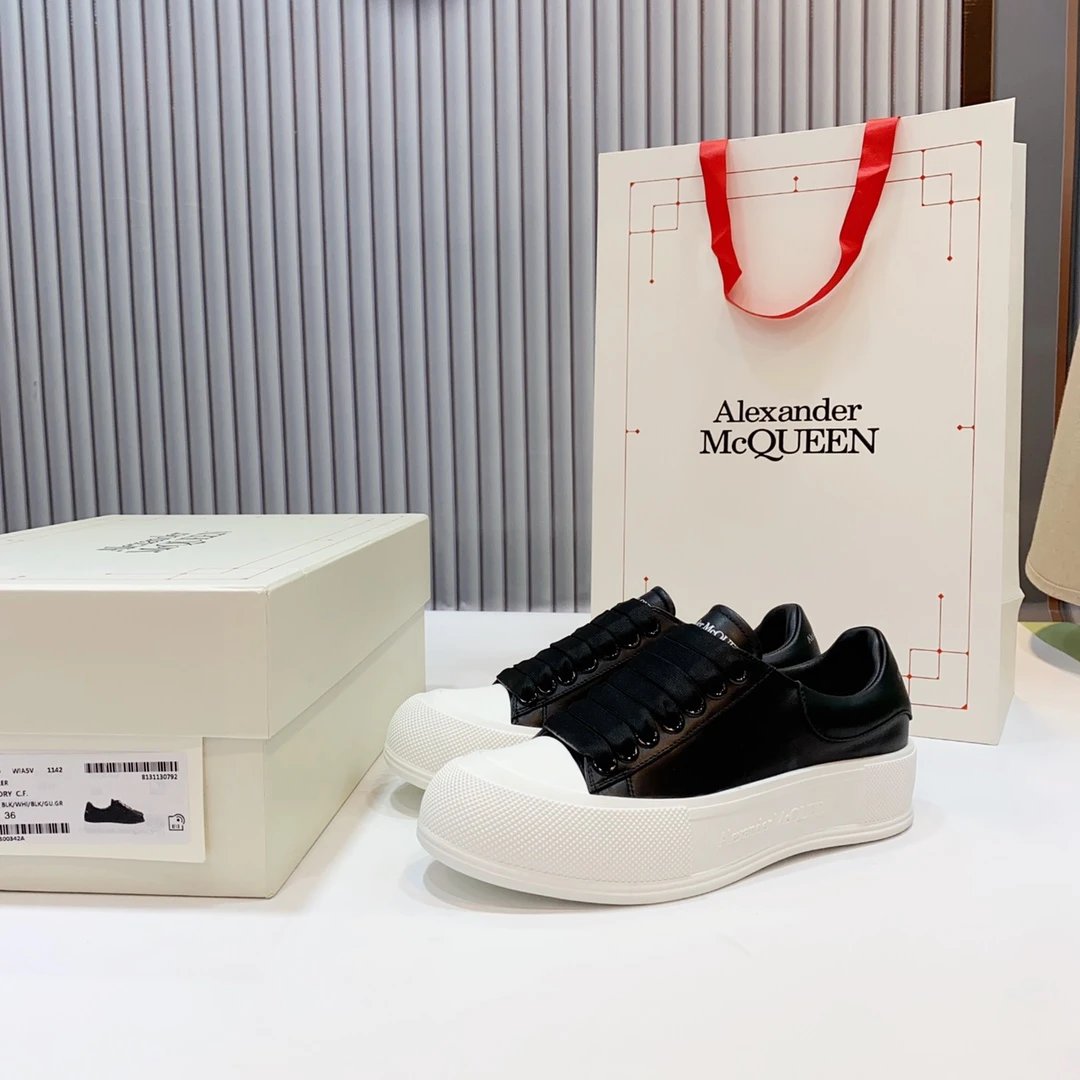 Alexander McQueen Black White Low Top Platform Sneakers