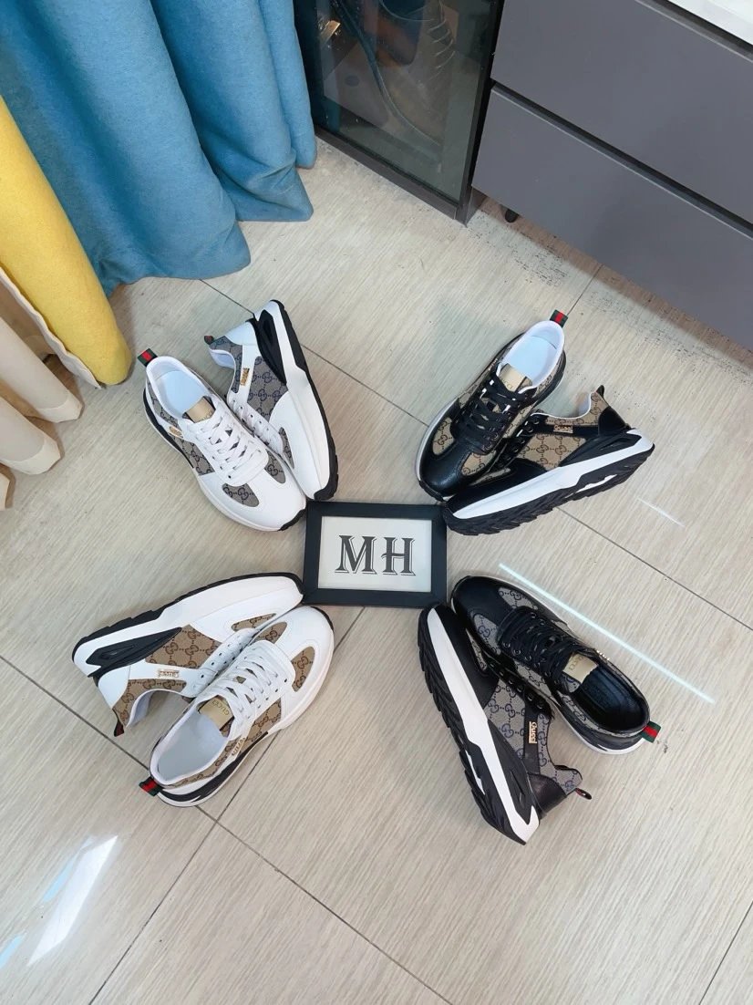 Gucci GG Supreme Beige Black Platform Dad Sneakers