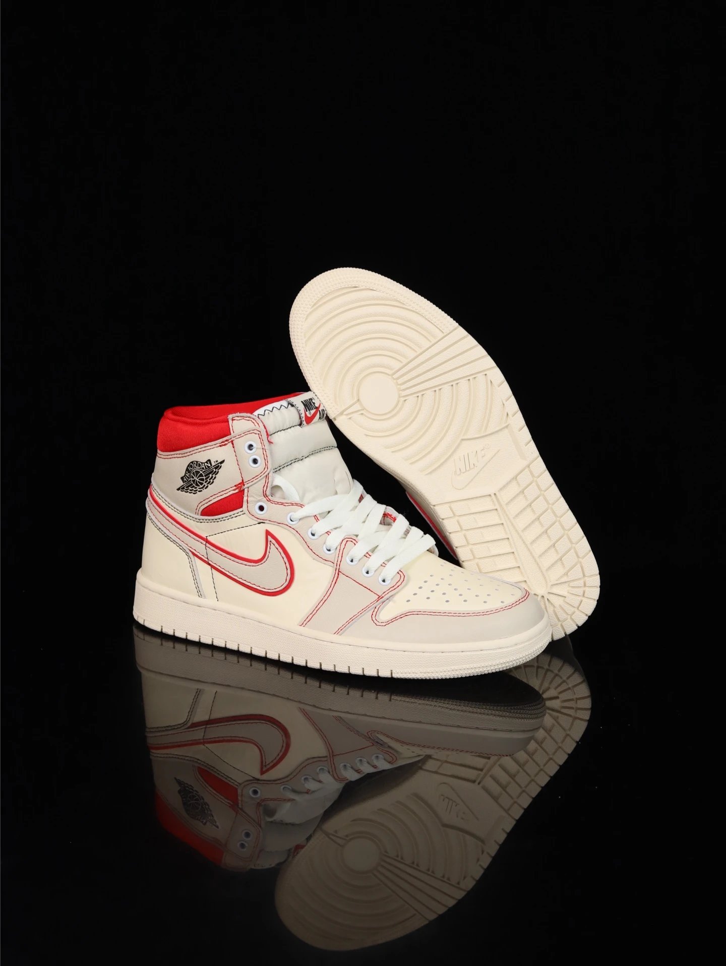 Air Jordan AJ1 High Off-White Red Leather Sneakers